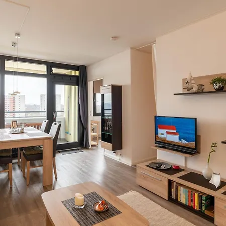 Theodor Daire Strande